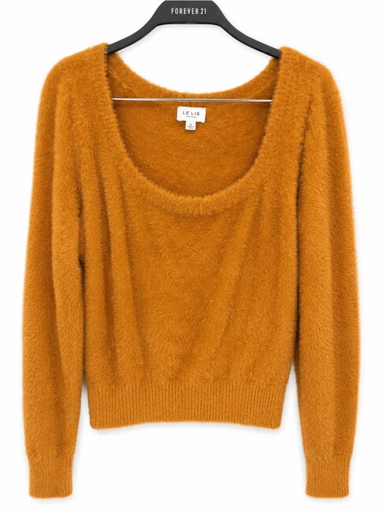 Le Lis Sweaters - Le Lis